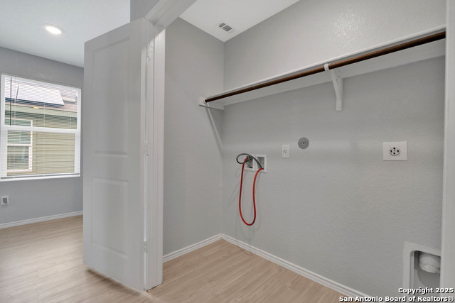 Image 17 of 18 For 426 De Herrera