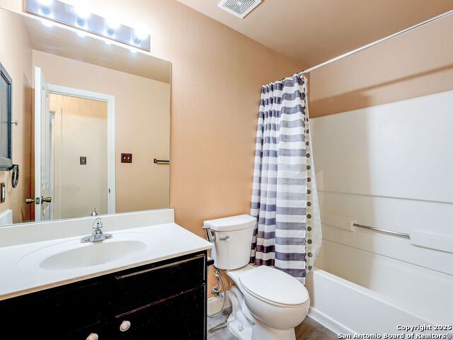 Image 23 of 32 For 1026 Magnolia Summit