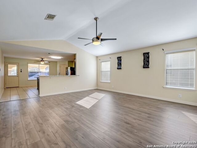 Image 5 of 32 For 1026 Magnolia Summit