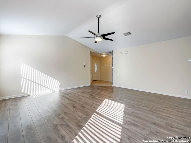 Image 8 of 32 For 1026 Magnolia Summit