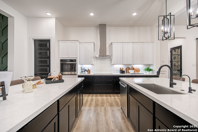 Image 12 of 21 For 527 Corwin Springs