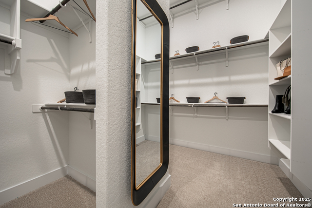 Image 18 of 21 For 527 Corwin Springs