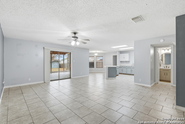 Image 4 of 33 For 11110 Moonlit Park