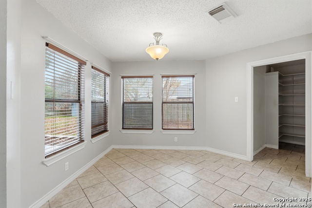 Image 6 of 33 For 11110 Moonlit Park