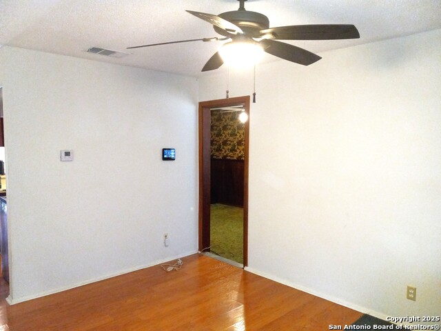 Image 12 of 49 For 750 Clearview