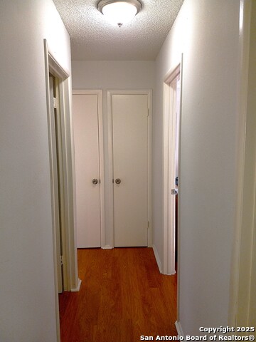 Image 24 of 49 For 750 Clearview