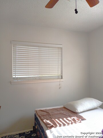 Image 30 of 49 For 750 Clearview