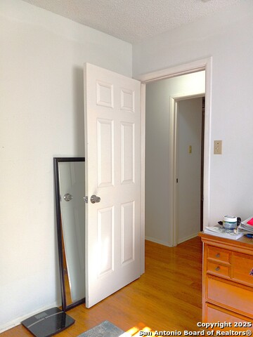 Image 32 of 49 For 750 Clearview