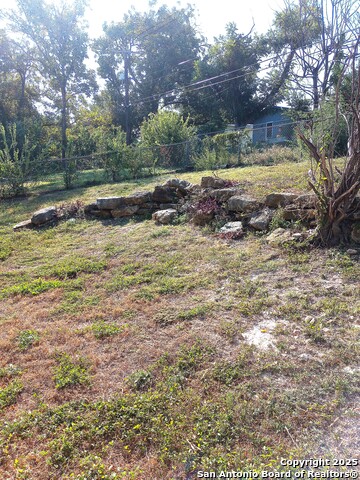 Image 43 of 49 For 750 Clearview