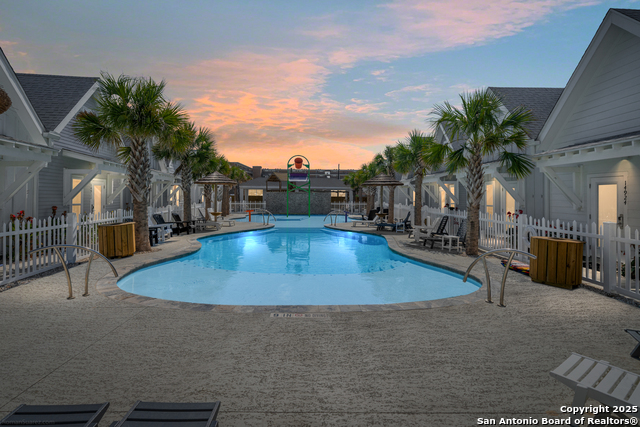 Listing photo id 17 for 14919 Smugglers Cove Dr