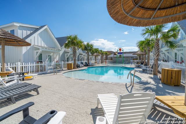 Listing photo id 19 for 14919 Smugglers Cove Dr