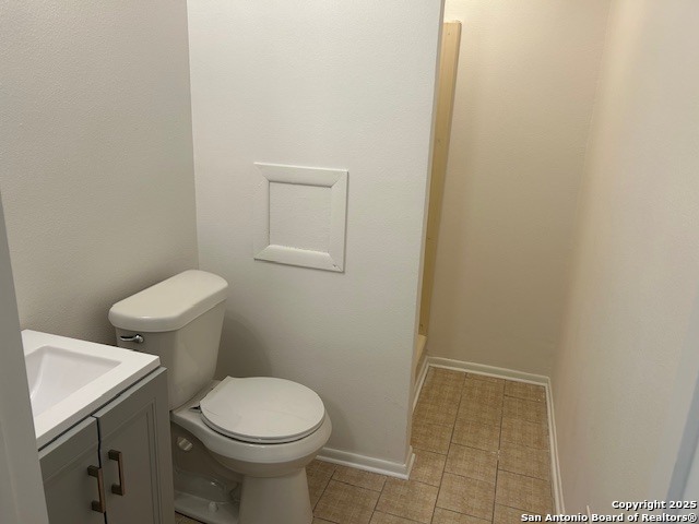 Image 5 of 8 For 727 Fort Clark