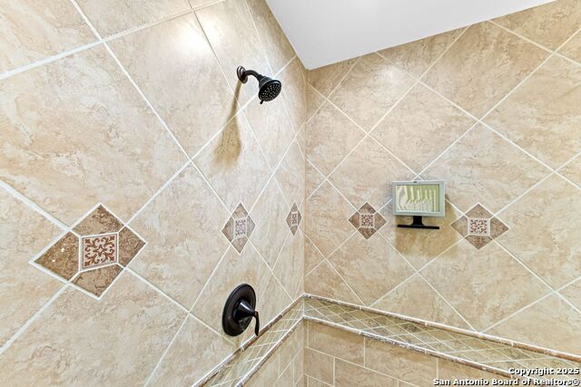 Image 34 of 73 For 6710 Washita Way