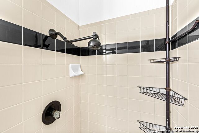 Image 42 of 73 For 6710 Washita Way