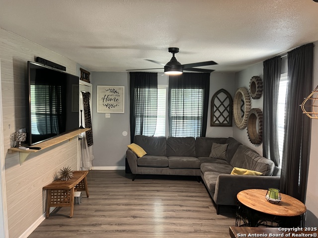 Image 2 of 10 For 1518 Logwood