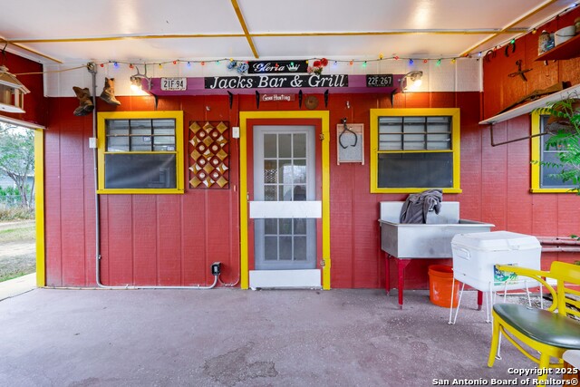 Image 23 of 35 For 238 W Petaluma Blvd