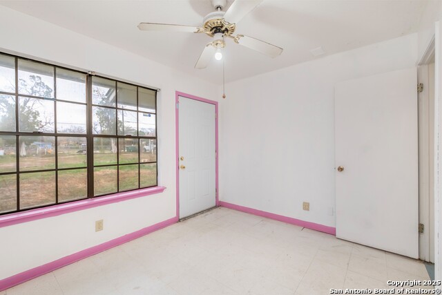 Image 4 of 35 For 238 W Petaluma Blvd