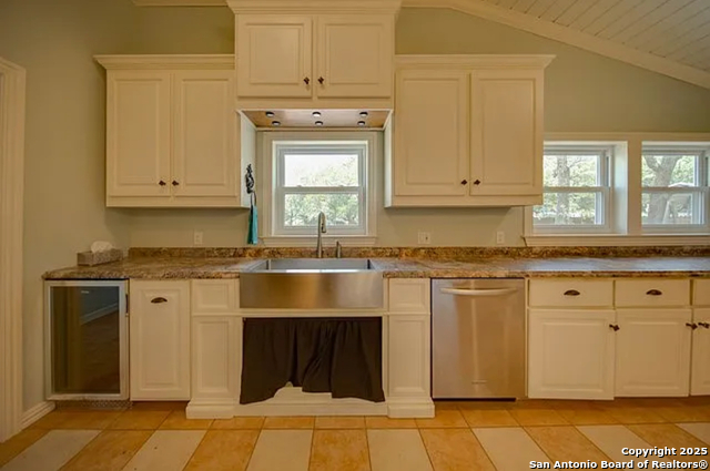 Image 5 of 19 For 142 Vercie  