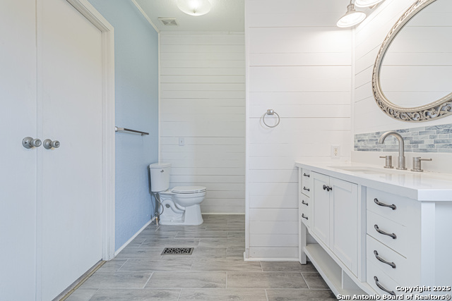 Image 20 of 43 For 16530 Fm 463