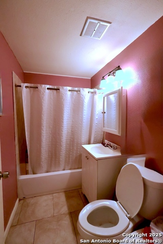 Image 10 of 17 For 335 Yolanda  