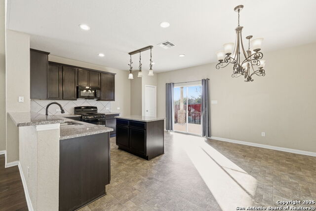 Image 18 of 50 For 2127 Rosillos Peak