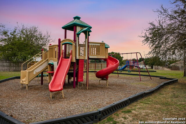 Image 23 of 24 For 9347 Ingleton