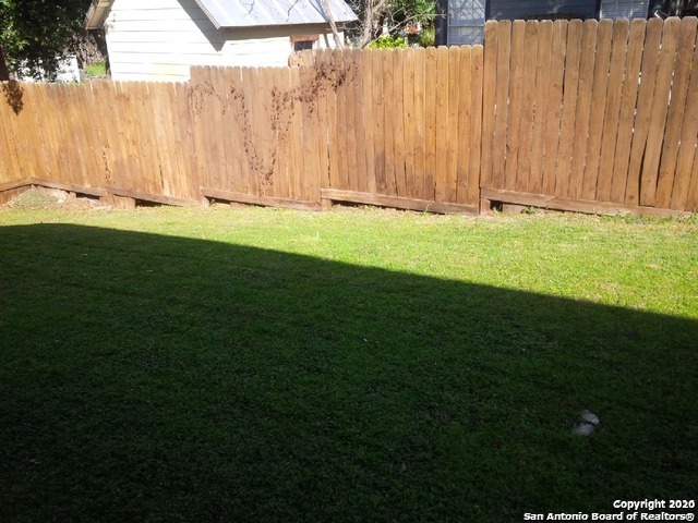 Image 10 of 11 For 805 Eleanor Ave  A