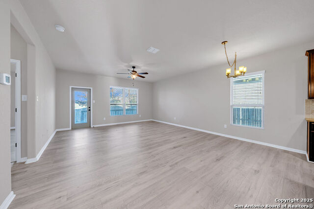Listing photo id 6 for 10423 Francisco Way