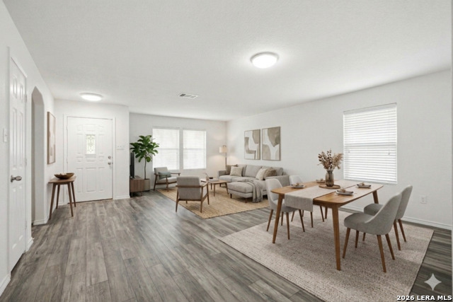 Listing photo id 10 for 341 Willow View