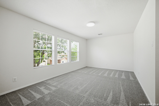 Listing photo id 34 for 341 Willow View