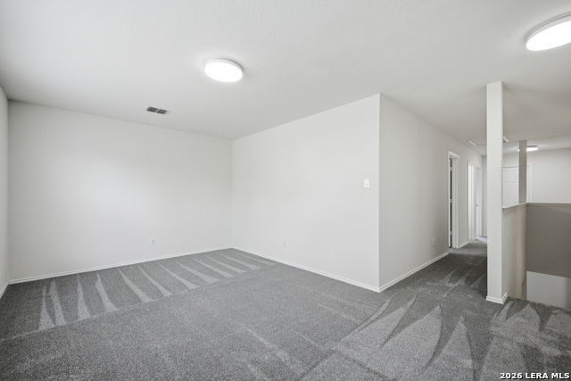 Listing photo id 36 for 341 Willow View