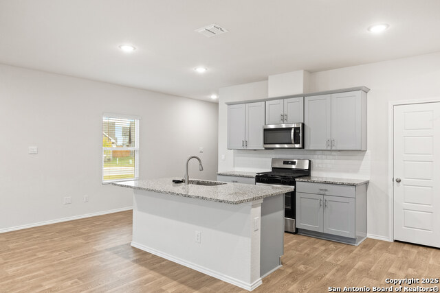 Image 12 of 40 For 374 Wayne Way