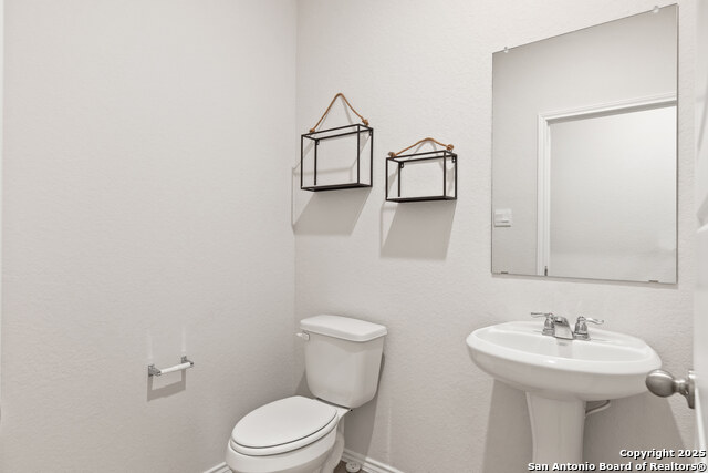 Image 14 of 40 For 374 Wayne Way