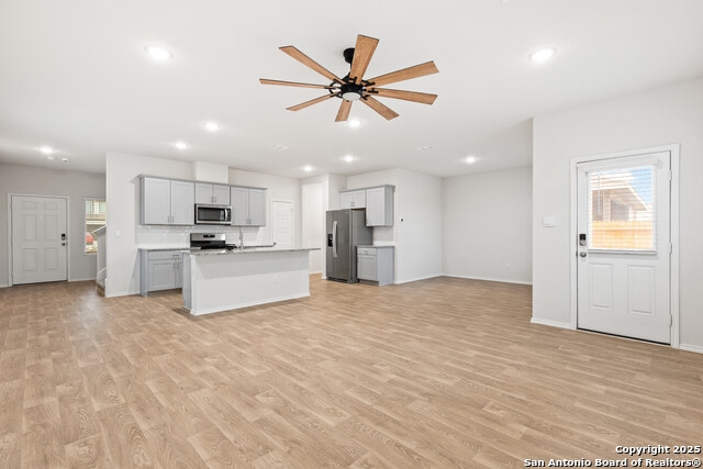 Image 17 of 40 For 374 Wayne Way