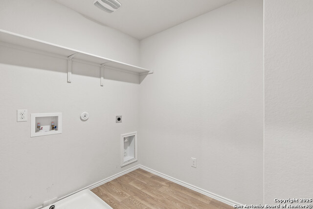 Image 23 of 40 For 374 Wayne Way