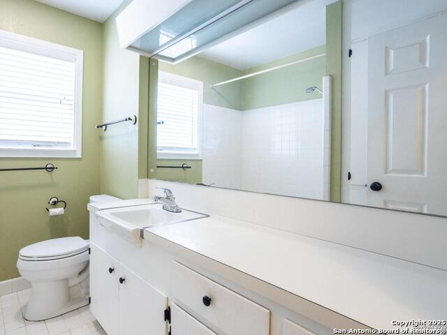 Listing photo id 12 for 1002 Mount Riga