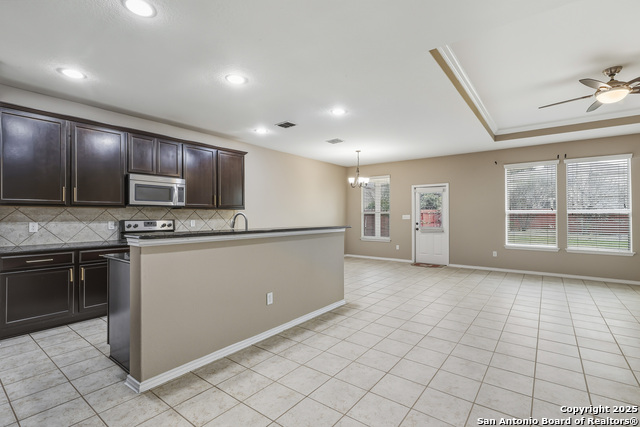 Image 3 of 31 For 8218 Rustic Terrace