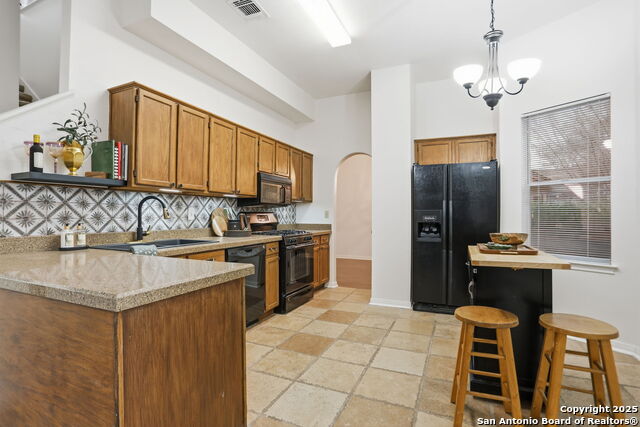 Image 10 of 37 For 6139 Ashford Point