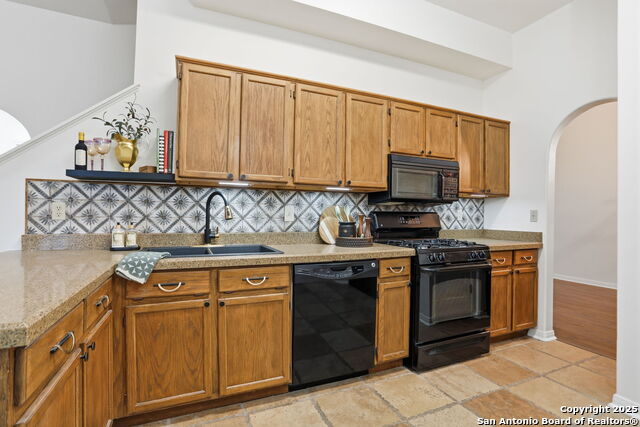 Image 11 of 37 For 6139 Ashford Point