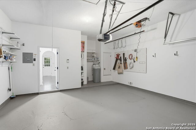 Image 26 of 37 For 6139 Ashford Point