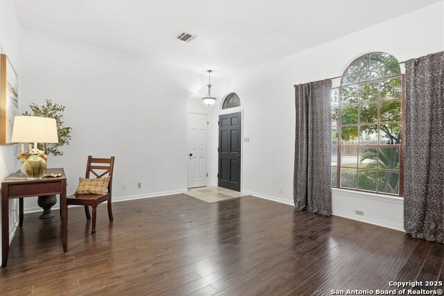 Image 5 of 37 For 6139 Ashford Point