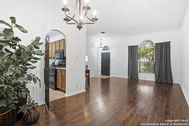 Image 9 of 37 For 6139 Ashford Point