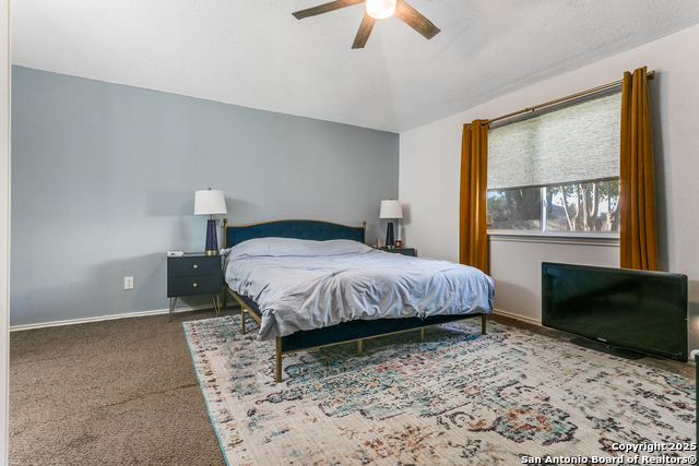 Image 4 of 21 For 15207 Eagle Run