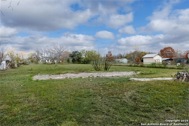 Image 2 of 6 For 15075 Cartwright Trl