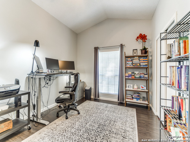 Image 17 of 24 For 5935 Heather View