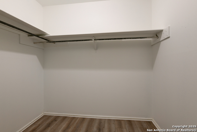 Image 8 of 31 For 1115 Haltown Dr