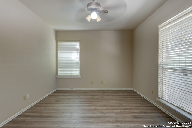 Image 9 of 31 For 1115 Haltown Dr