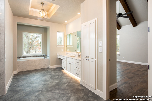 Image 20 of 27 For 229 Twin Oaks