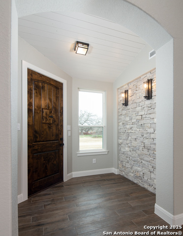 Image 3 of 27 For 229 Twin Oaks