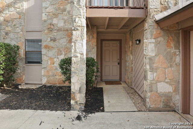 Image 5 of 27 For 14306 Indian Woods